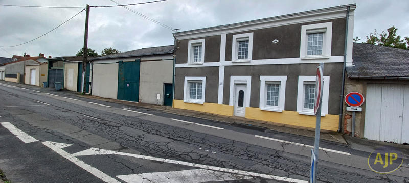 Maison - 160 m² - 6 pièces