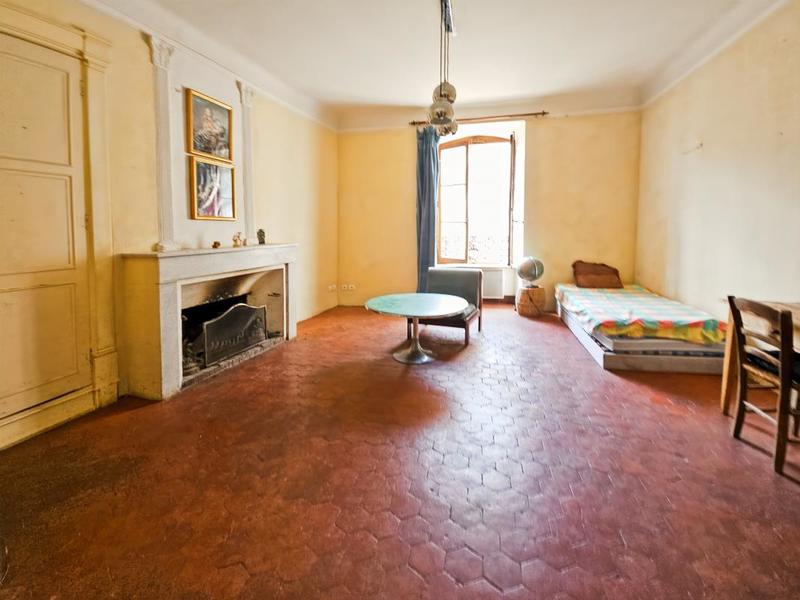 Demeure - 486 m² - 12 pièces