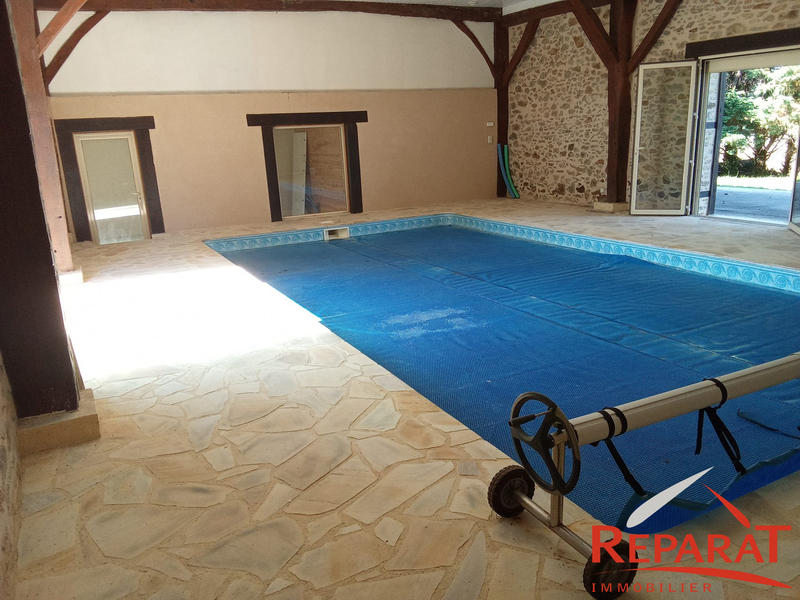 Maison - 143 m² - 5 pièces