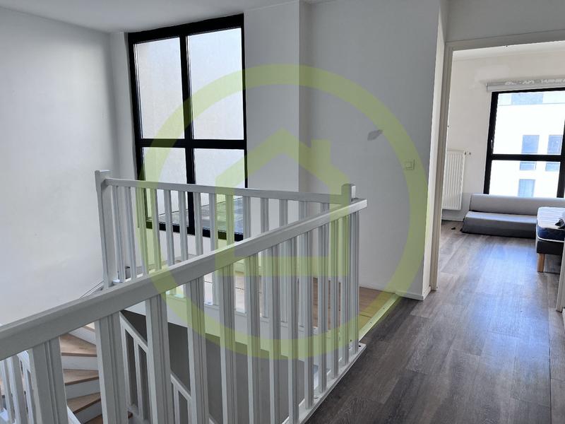 Maison - 165 m² - 8 pièces