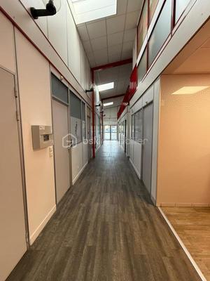 Bureau - 17 m² - 1 pièce