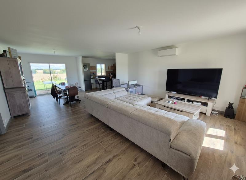 Maison - 111 m² - 4 pièces