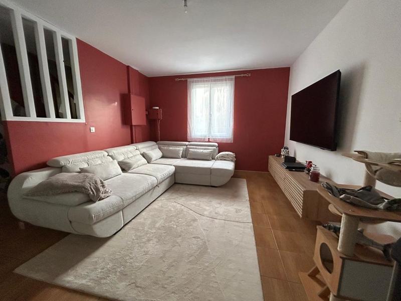 Maison - 104 m² - 5 pièces