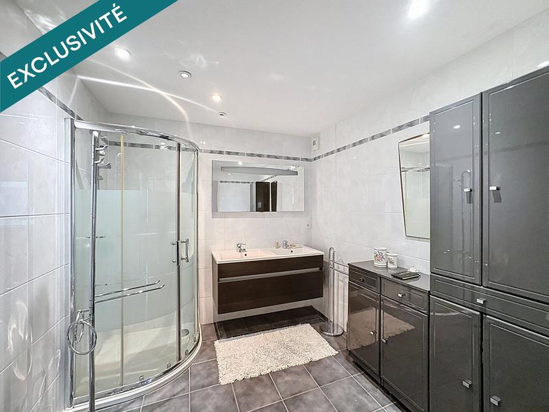 Appartement - 108 m² - 5 pièces