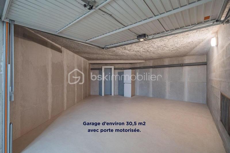 Appartement - 79 m² - 3 pièces