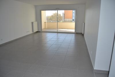 Appartement - 80 m² - 3 pièces