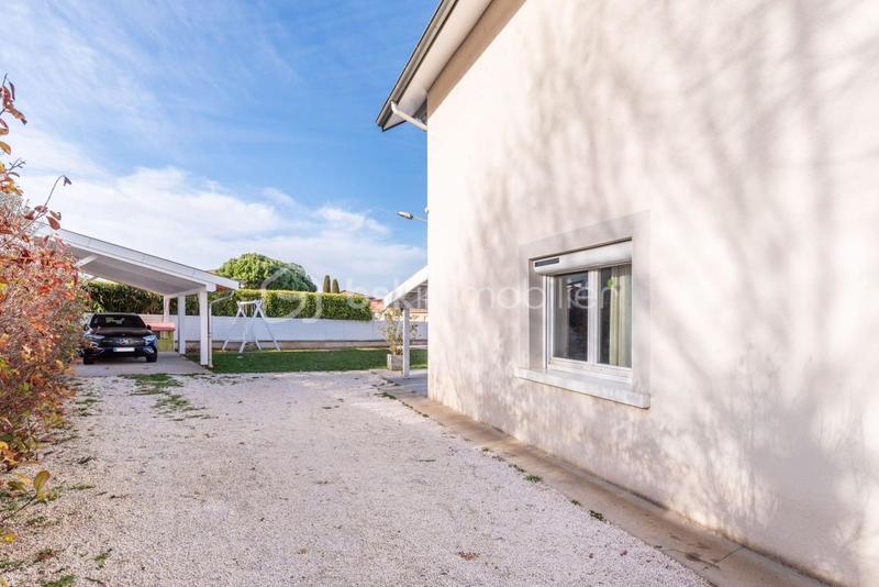 Maison - 178 m² - 6 pièces