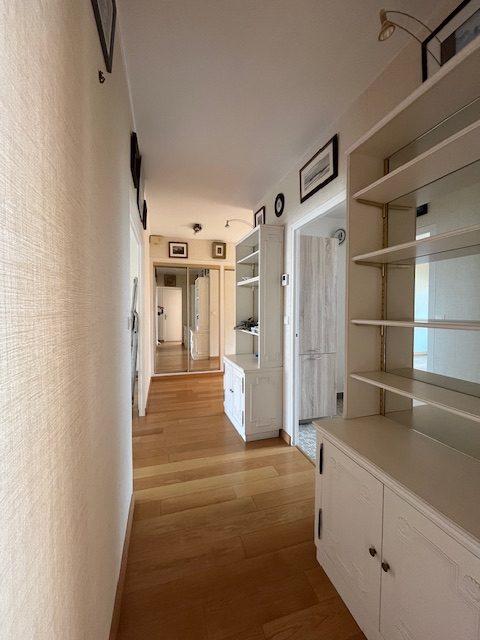 Appartement - 96 m² - 4 pièces