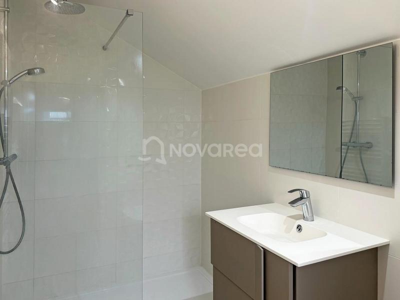 Maison - 169 m² - 8 pièces