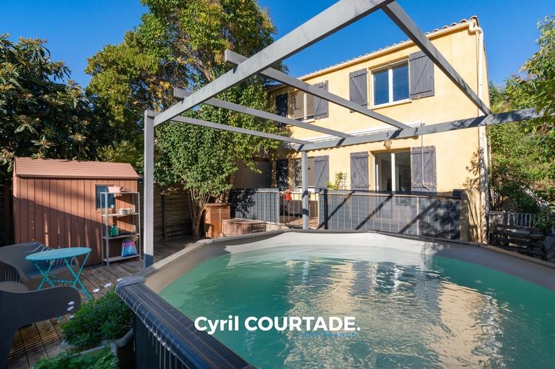 Maison - 90 m² - 4 pièces