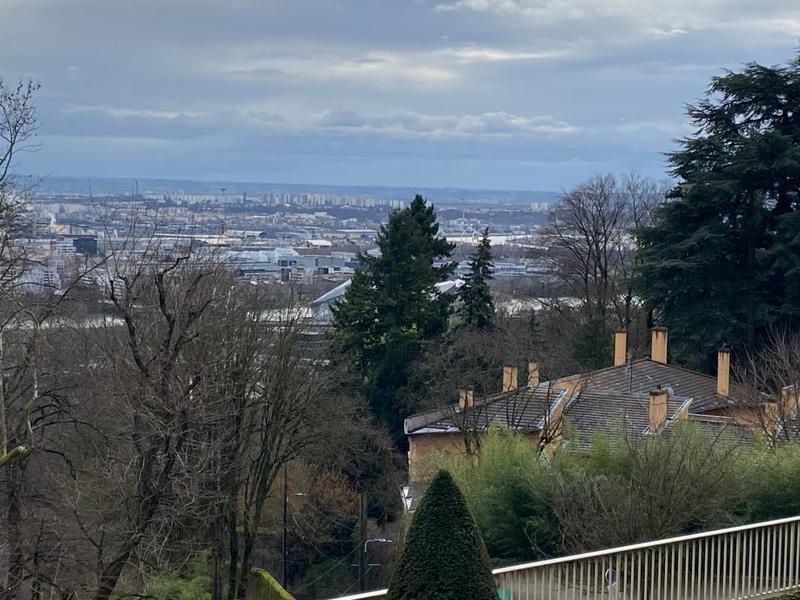 Appartement - 104 m² - 4 pièces