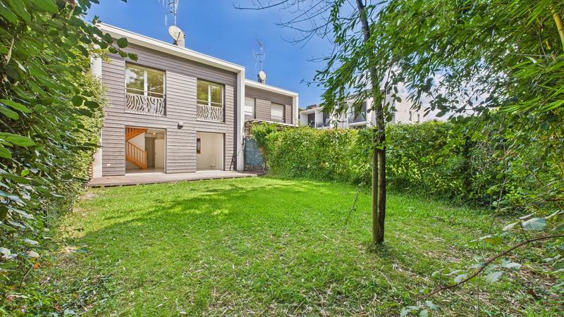 Maison - 91 m² - 4 pièces