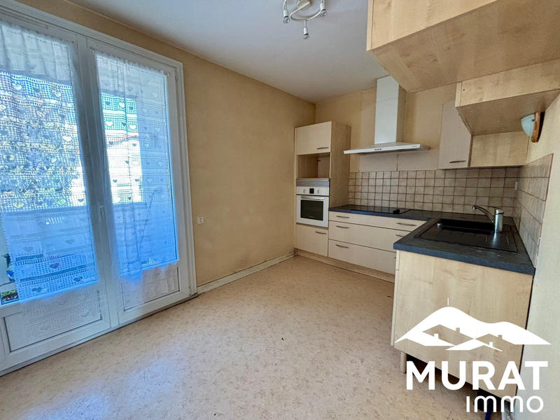 Appartement - 79 m² - 4 pièces