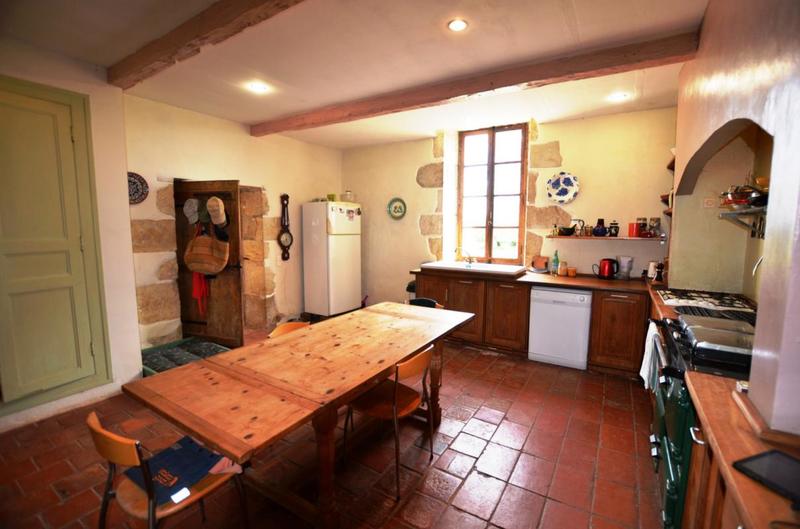 Propriété - 477 m² - 12 pièces