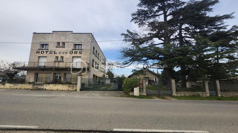 Immeuble - 900 m² - 30 pièces