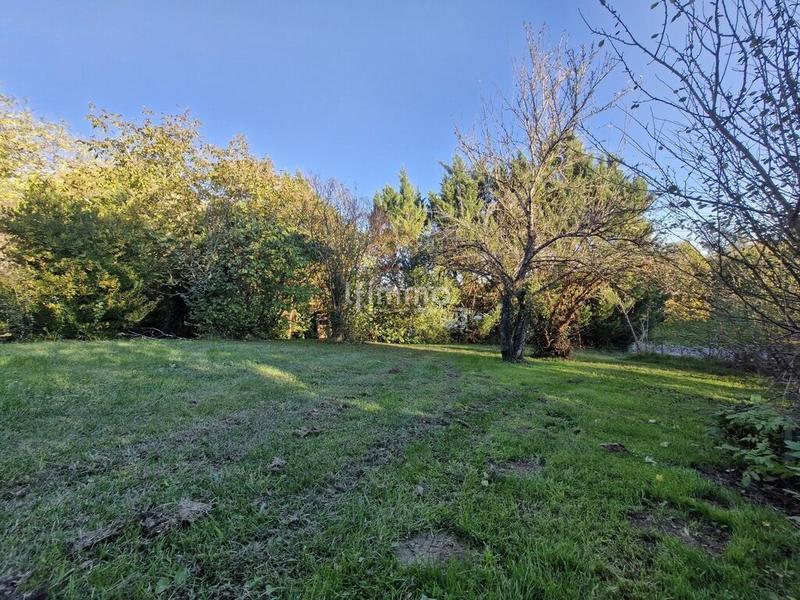 Maison - 280 m² - 10 pièces