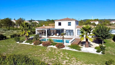 Propriété - 167 m² - 5 pièces