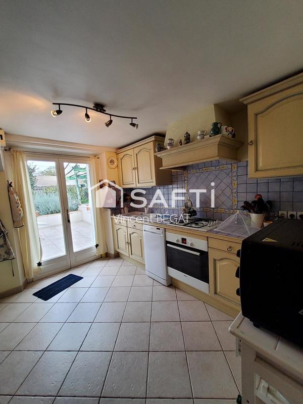 Maison - 156 m² - 8 pièces