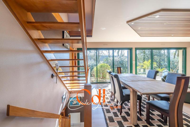 Maison - 135 m² - 5 pièces