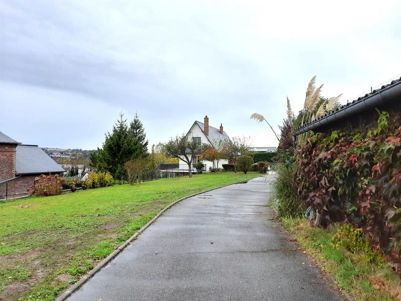 Maison - 185 m² - 7 pièces