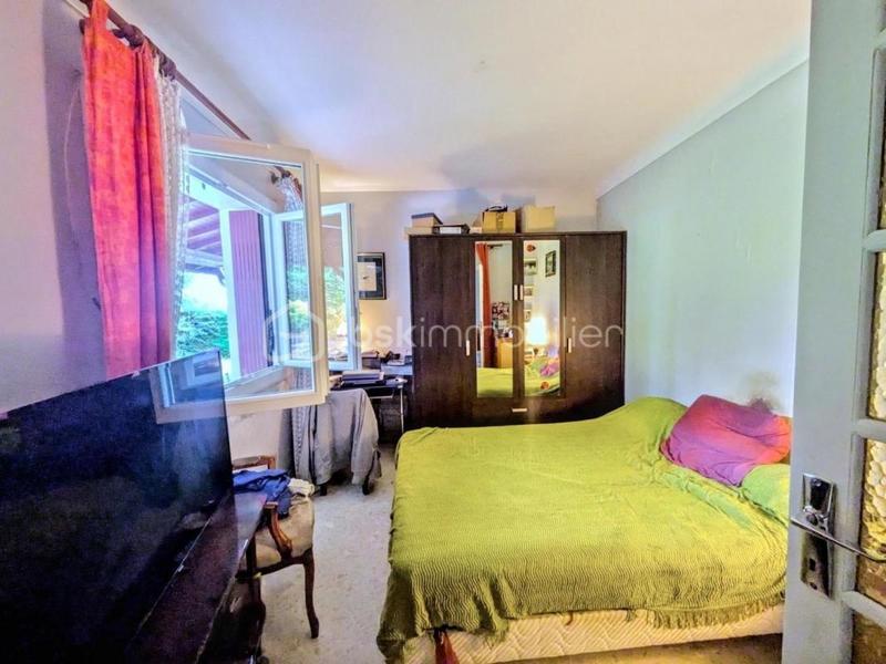 Maison traditionnelle - 117 m² - 6 pièces