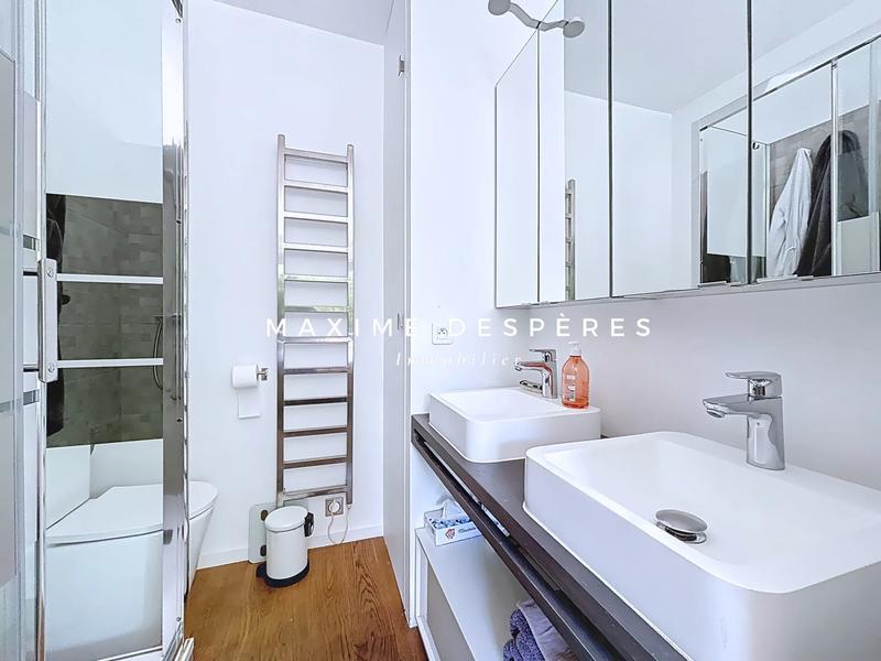 Appartement - 188 m² - 6 pièces