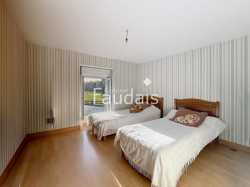 Maison - 152 m² - 6 pièces