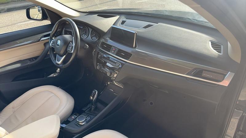 Bmw X1 (F48) 1.5 18i 140 Xline - Automatique Entretien constructeur
