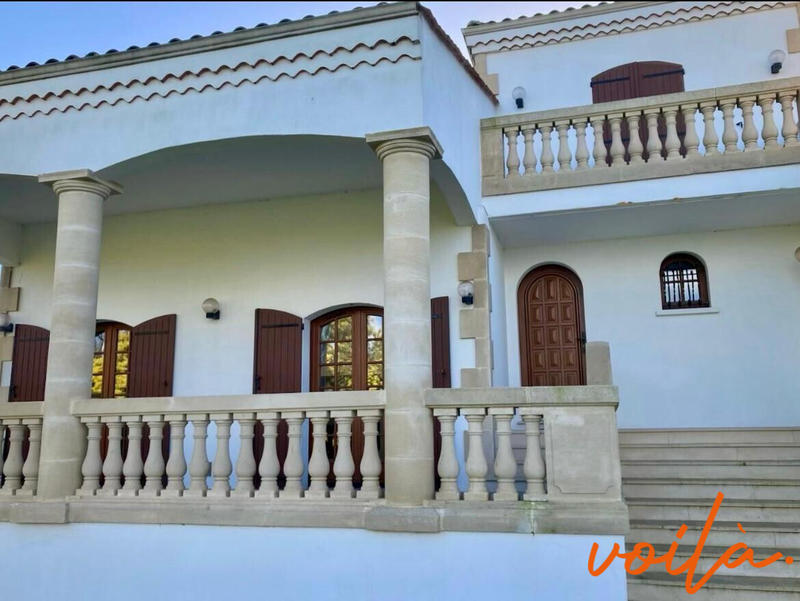 Maison - 200 m² - 4 pièces