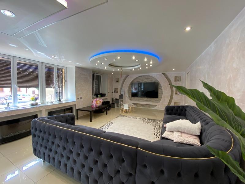 Maison - 165 m² - 5 pièces