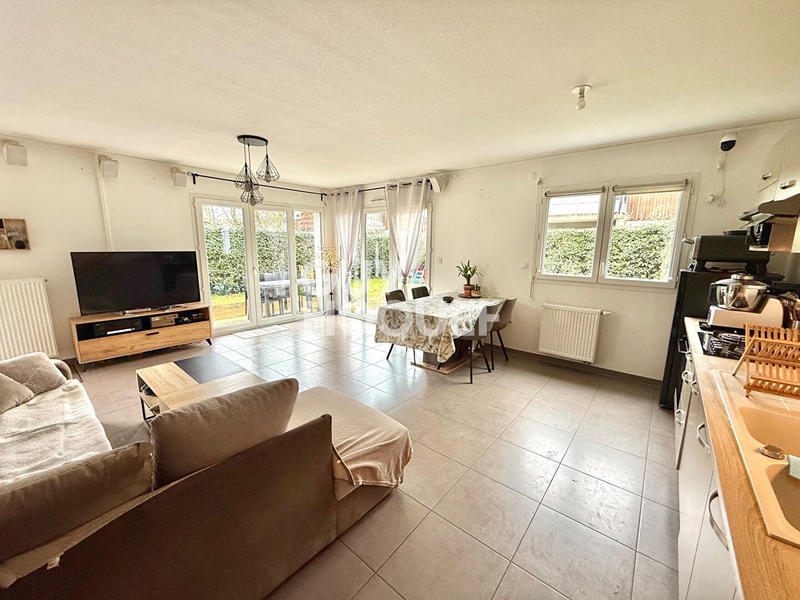 Maison - 90 m² - 4 pièces