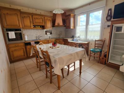 Maison - 140 m² - 7 pièces