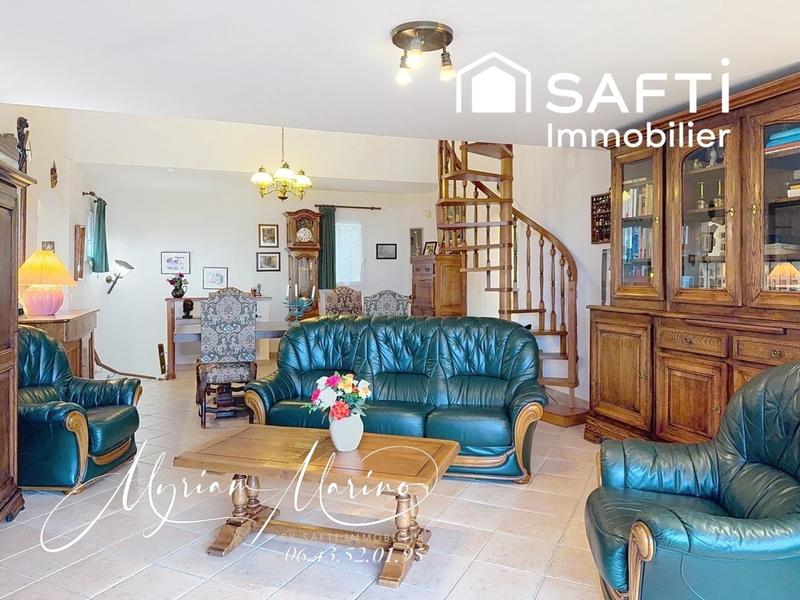 Maison - 140 m² - 6 pièces