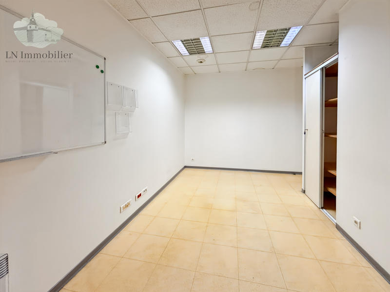 Local commercial - 177 m²