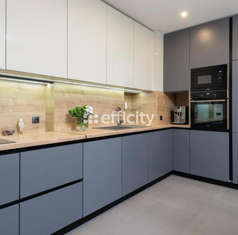 Maison - 77 m² - 4 pièces