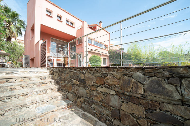 Villa - 165 m² - 4 pièces