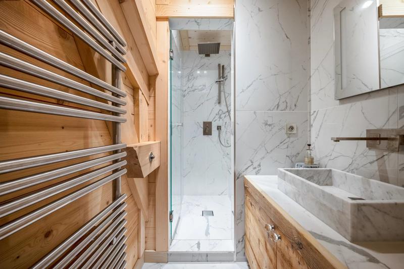 Villa - 390 m² - 9 pièces