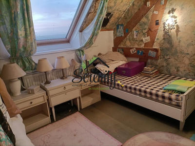 Maison - 211 m² - 9 pièces