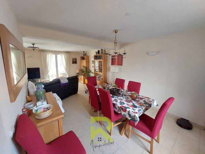 Demeure - 160 m² - 8 pièces