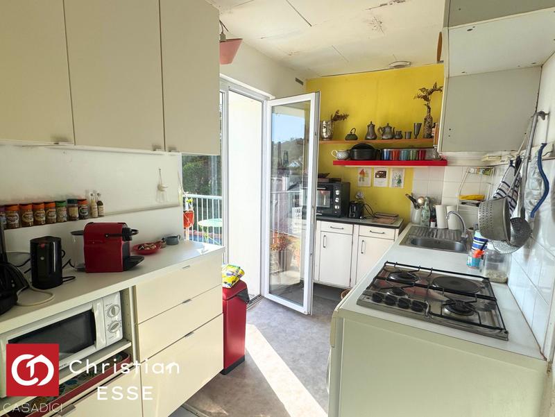 Appartement - 80 m² - 4 pièces