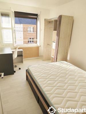 Chambre - 10 m² - 1 pièce