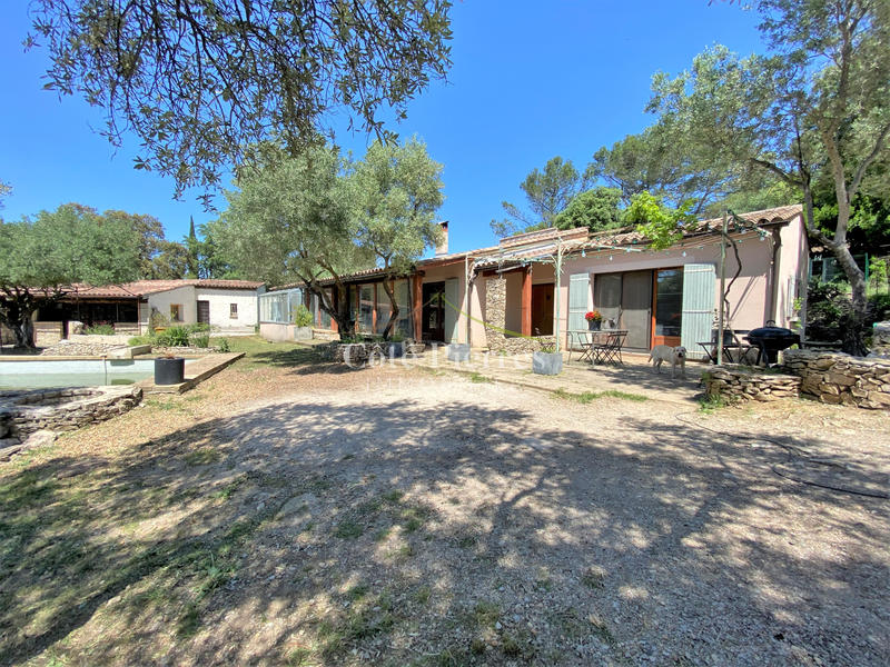 Maison - 190 m² - 5 pièces