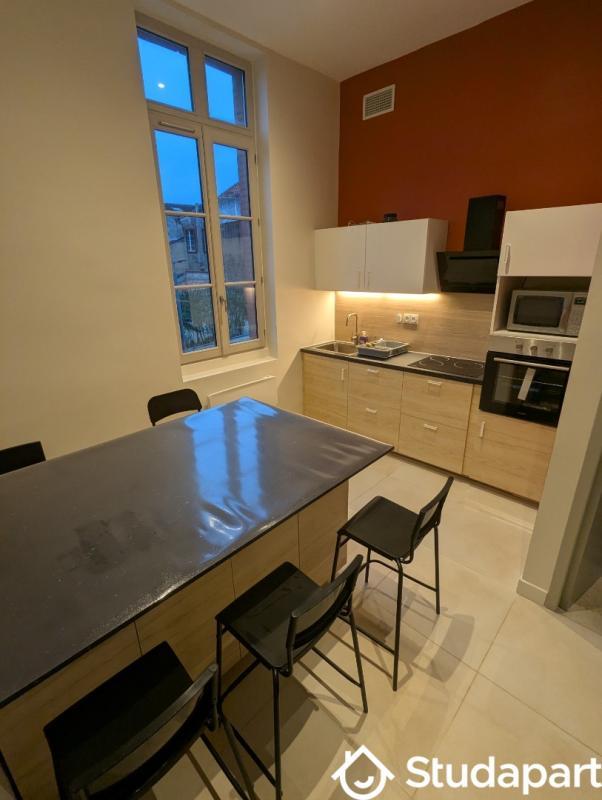 Chambre - 10 m² - 1 pièce