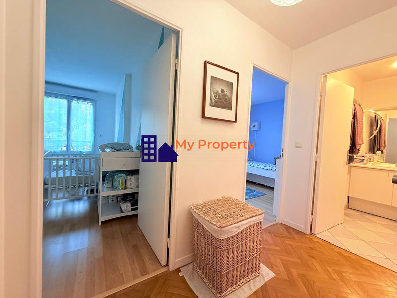 Appartement - 86 m² - 4 pièces