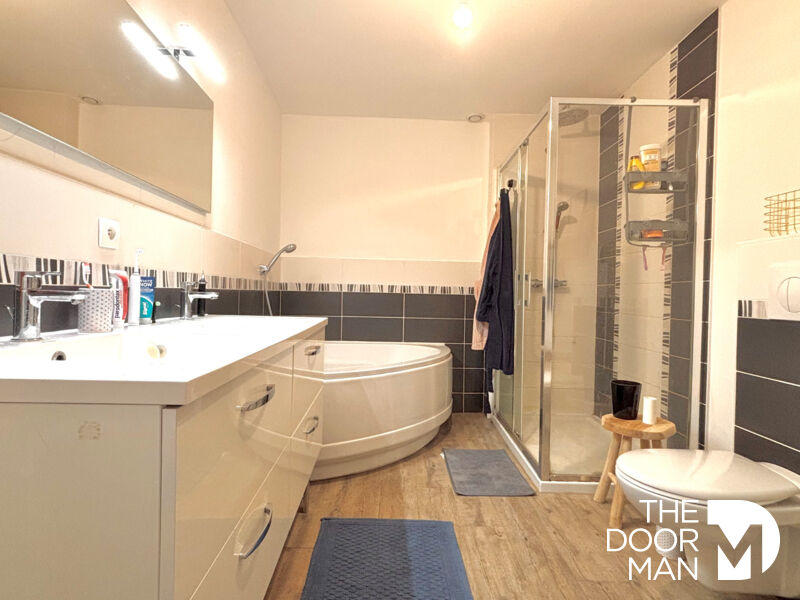 Maison de ville - 110 m² - 5 pièces