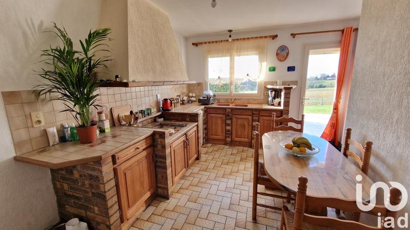 Maison - 177 m² - 7 pièces