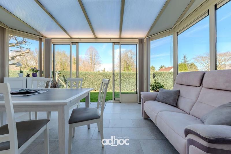 Maison traditionnelle - 180 m² - 8 pièces