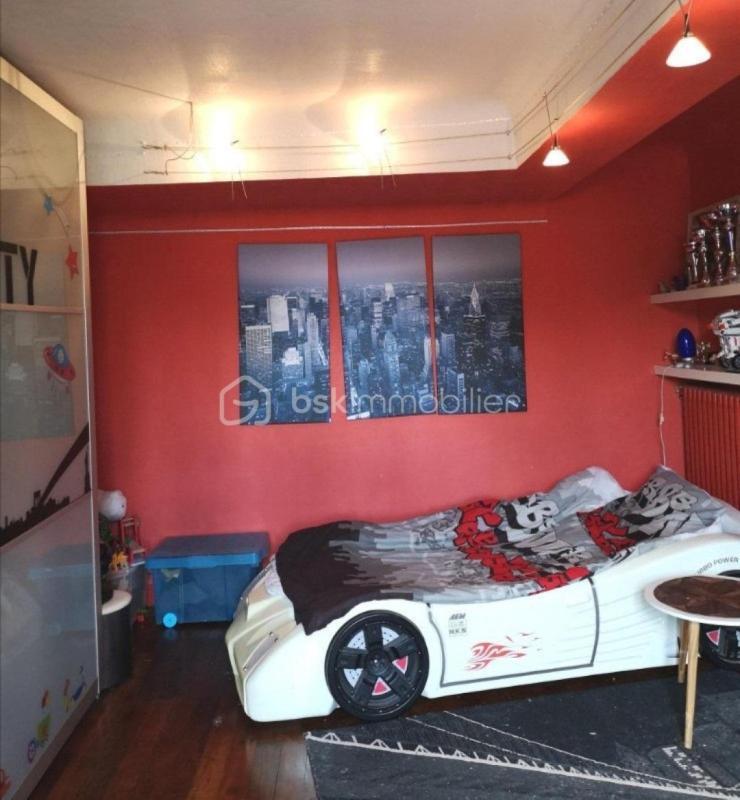 Maison - 326 m² - 11 pièces