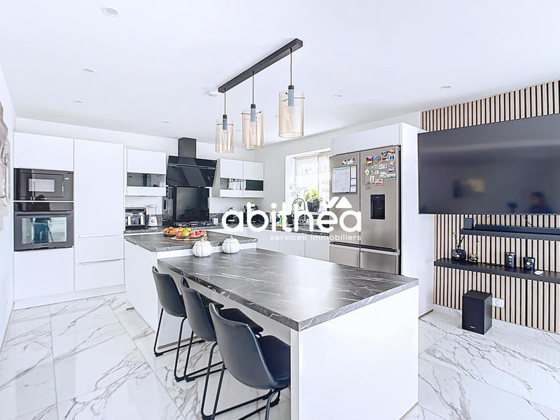 Villa - 140 m² - 4 pièces