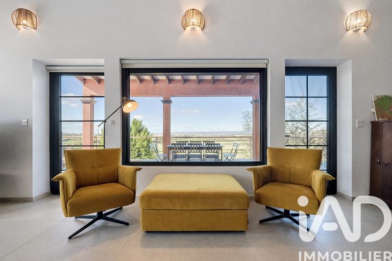 Maison - 185 m² - 7 pièces